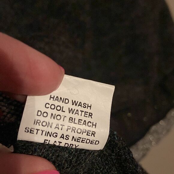 The Pyramid Collection Cardigan Small Gray Mixed Media Button Front - Picture 9 of 9